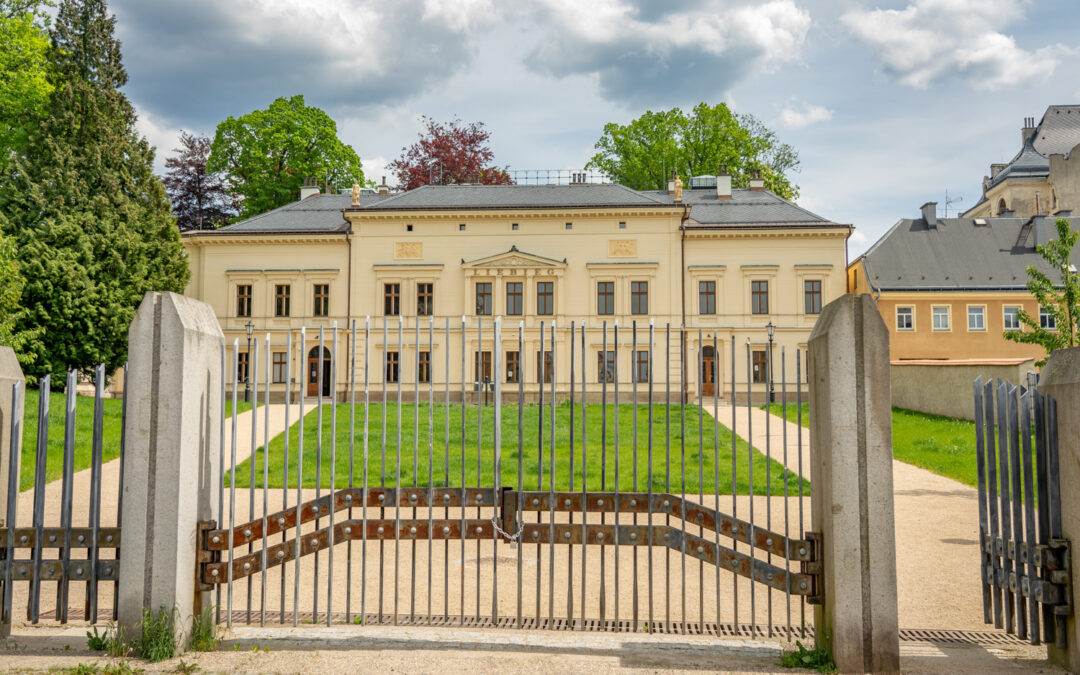 Palác Liebieg / Palast Liebieg