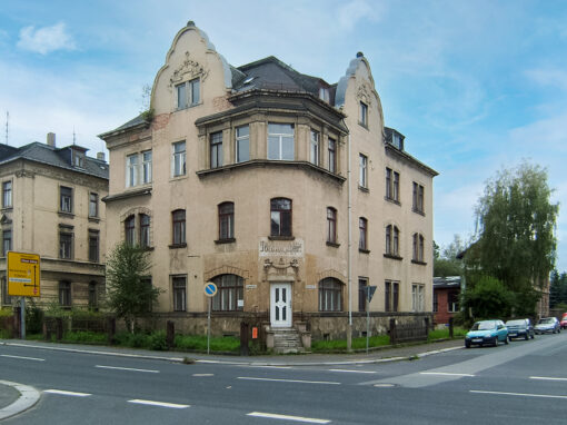 Humboldtstraße 8
