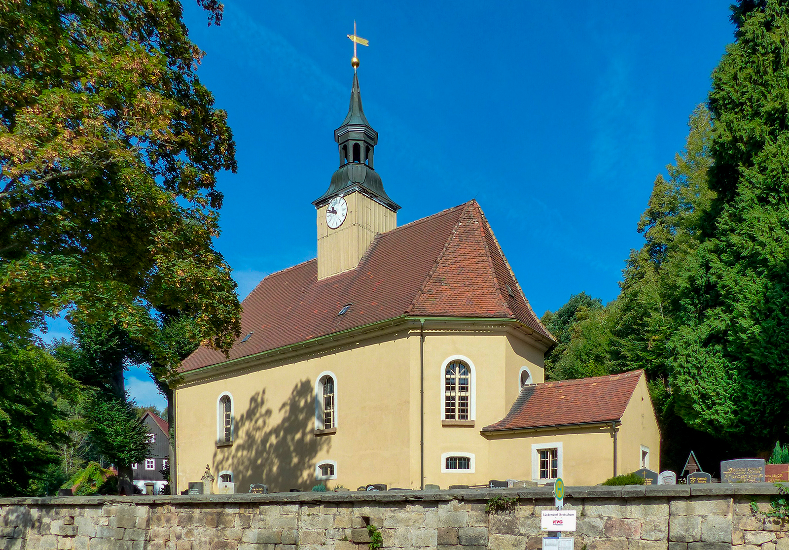 Dorfkirche_Lückendorf_(2)